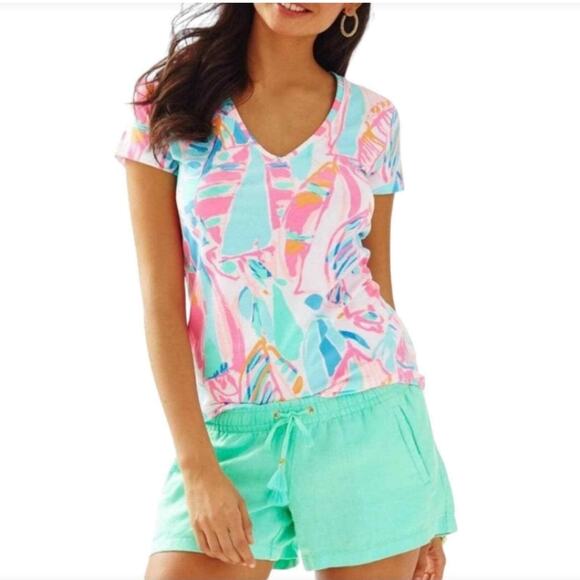 Lilly Pulitzer Fitted Graphic Pink & Blue T-Shirt XS NWT - Picture 1 of 9